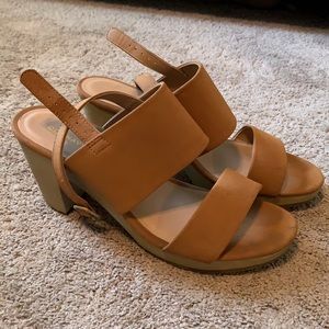 Comfortable Tan Heels